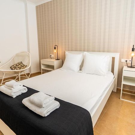 Trendy Homes 알메리아 외부 사진
